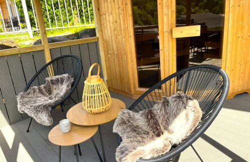 5 Sterne Ferienhaus Tommy mit Kamin, Seeblick und großer Terrasse - Foto 20