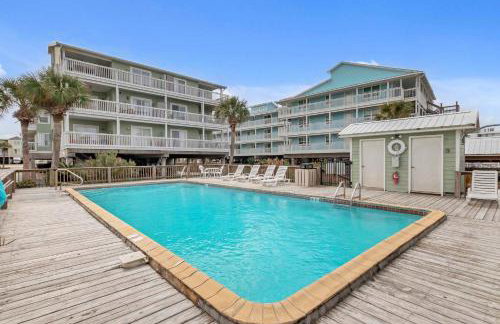 3BR Condo Gulf Views with Pool, Boat Launch and Dock - Photo 23