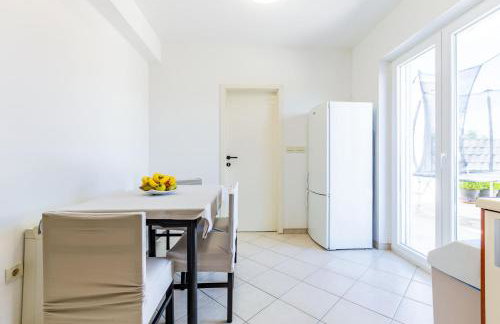 Serene Escape Near Zadar With Private Pool & Charming Outdoor Oasis - Foto 37