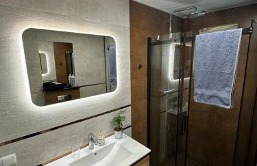 Jacuzzi Bubble Apartment - 15 minutes drive from the Old Town - Foto 32