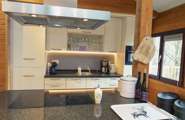 Cosy Chalet in Odeigne with Hot Tub - Photo 12