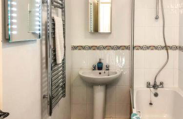 THE OLD RECTORY ROSE COTTAGE in Jacobstow 10 mins to Widemouth bay and Crackington Haven,Nearby Bude,Tintagel,Port Issac,Clovelly,PARKING FOR LARGE AND MULTIPLE VEHICLES - Foto 13