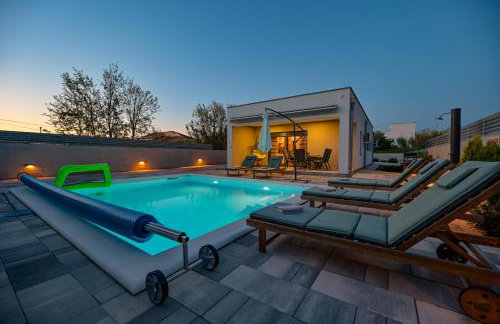 Holiday house Sara with heated pool - Photo 45