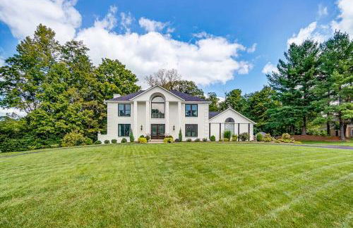 Luxury Maineville Villa with Private Pool and Deck - Foto 39