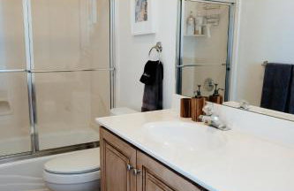 Large & Spacious Home, Sleeps 23+ near SLC - Foto 63
