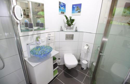 Wellnessapartment Nr1 mit Finnischer Sauna - Wallbox - Netflix - WLAN - Foto 6