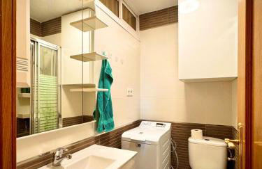 2 Bedrooms and 2 Bathrooms with Sea View at Piscis Benalmadena Arroyo - Foto 34