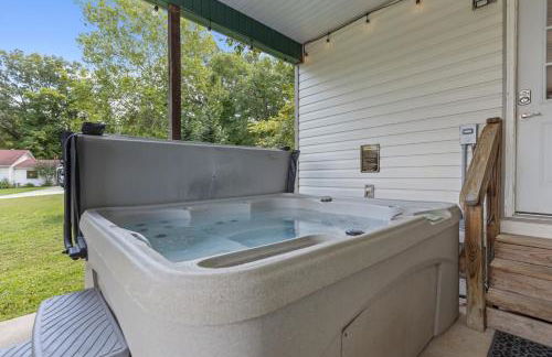 The Cottage on Abbey- Relaxing Summer Getaway in Harrison - Foto 33