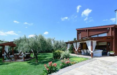 Lakkia - Wooden Residence - Photo 2