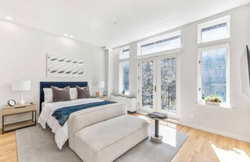 Studio w Charming Juliet Balcony in Upper East - Foto 1