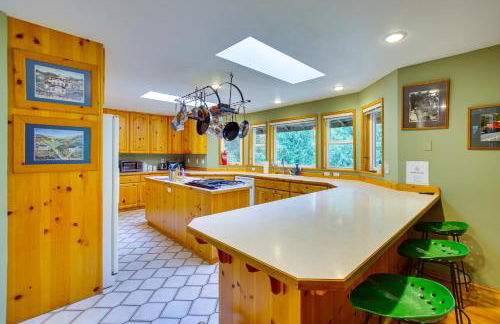 Hot Tub, 4 Mi to Wallace Falls Riverfront Retreat - Photo 12