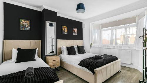 Luxury Large House With Games Room Sleeps Up to 12 - Foto 5