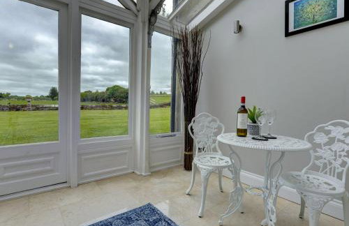 The Farm House - Photo 18