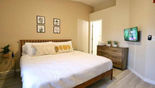 Stylish Sanctuary King Beds Upscale Condo - Foto 4