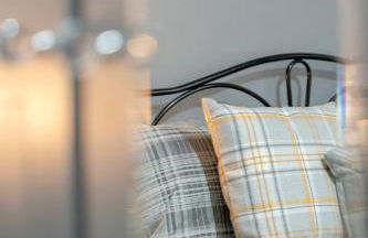 Family-Friendly 2-Bed Home with Games & Fireplace - Foto 22