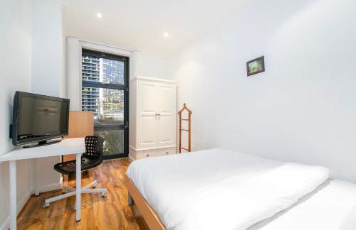 Scenic 2-Bed in Canary Wharf - Foto 4