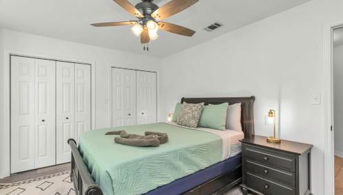 Boat House - Steps to Boat Ramp, Grill & 1 Mile to Beach - Foto 4