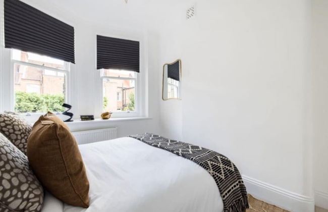 The Streatham Hill Wonder - Spacious 4bdr House With Garden and Terrace - Foto 17