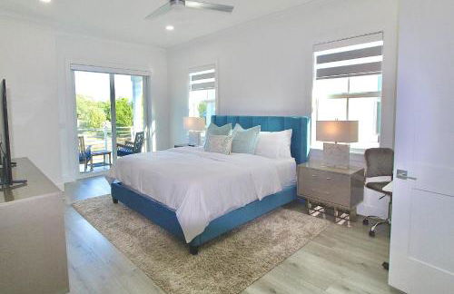 Manatee Isle - Photo 18