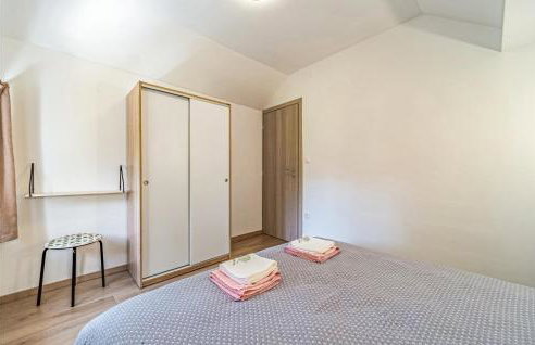 4 Bedroom Nice Home In Ivancici - Foto 31