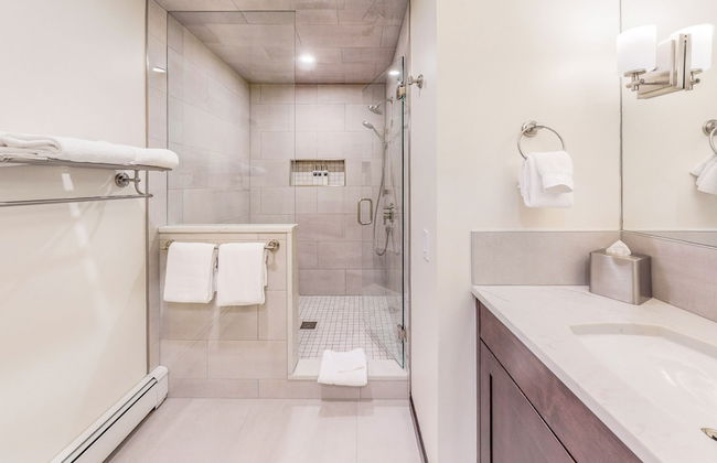 Willows - CoralTree Residence Collection - Photo 3