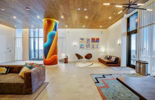 Luxury 2BR Rooftop Pool Austin by Barclé - Foto 17