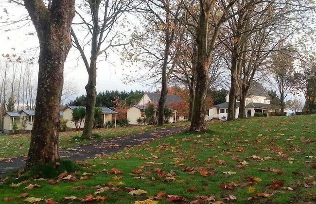 Morning Calm Lodge Limited - Photo 1