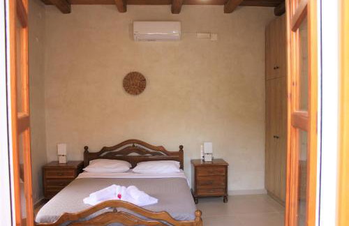 Avli House Vori - Photo 23