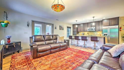 Pisgah Forest Farm Home: Outdoor Pool & Games - Foto 4