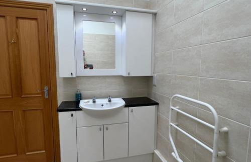 Carpenters Cottage - Photo 17