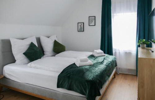 Modernes, zentrales Apartment mit Boxspringbett und Waschmaschine - Foto 17