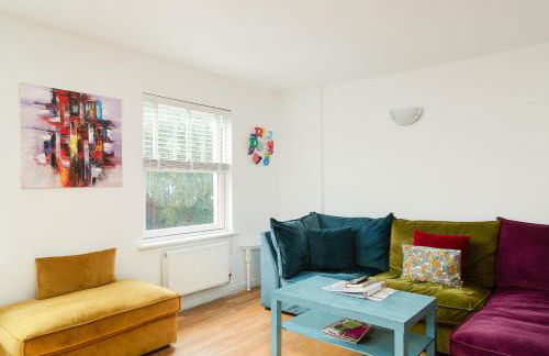 Bath Breaks Apartments - Photo 8