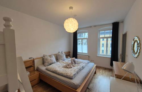 Chemnitz Saxonia HomeDeLuxe Hochwertige 50qm 2-Zimmer-Ferienwohnung mit privaten Kfz Parkplatz Stellplatz mit MWSt-Rechnung mit XXL Hülsta Bett & Etagenbett mit InternetFlatrate - Ideal für Familien, Paare, Kulturinteressierte & Geschäftsreisende! - Foto 35