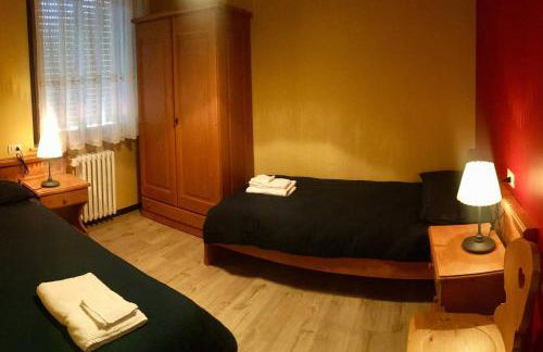 Lozzo di Cadore - Dolomiti - Piazza IV novembre - Photo 16