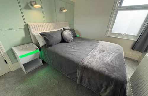 Southend city Escape, SS1, High St and beach are steps away - Foto 5