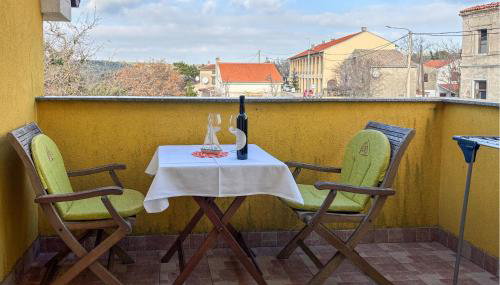 1 Bedroom Lovely Apartment In Belej - Foto 4