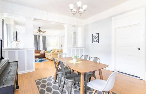 Heart of Downtown Craftsman Walk to Shops Dining - Foto 11