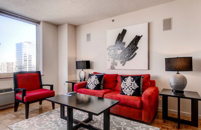 Bluebird Suites near Newport Center - Foto 21