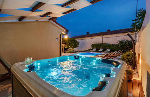 Villa Katja near Pula with whirlpool only 3 km from the beach - Foto 3