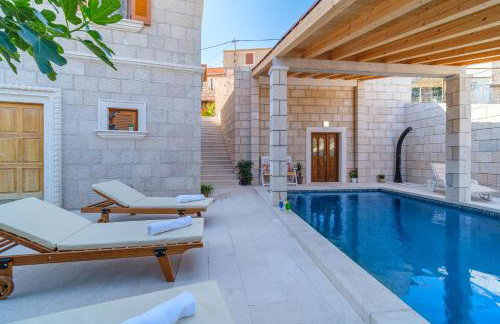 Luxury Stone Villa Nevija with heated pool - Photo 3