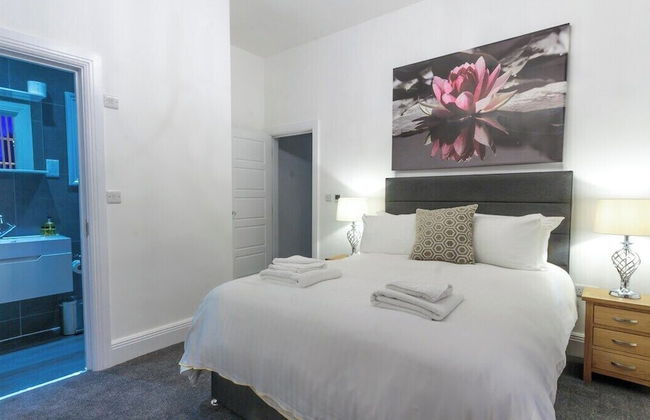 The Crescent by Pureserviced - Foto 78