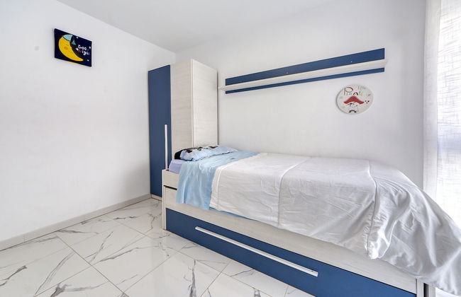 Apartment in Roses With Stunning Beachfront Views - Photo 6