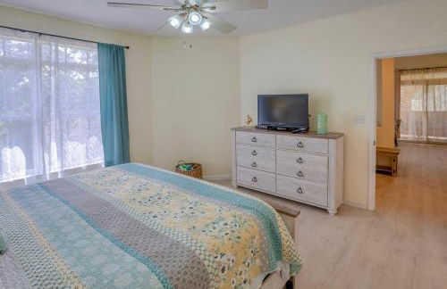 WFH Away from Home! FREE Wi-Fi and Parking, 4mi to Clearwater Beach - Foto 11