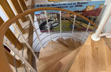 Studio familial a Mezzanine presbytère dans l'Église - Foto 14