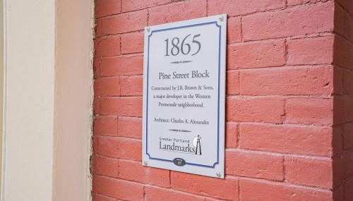 Local Landmark - Gorgeous Historic Home - Foto 3