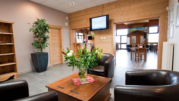 Coin salon dans le hall