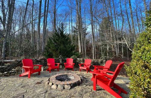 Golden Acres Ranch Hot Tub+Gameroom+Creek & wifi - Foto 71