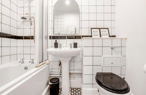 Stylish 1BR Flat-Terrace-Free Parking-Rail Station - Foto 29