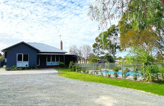 Barossa Getaway GabbyHouse with Vineyard - Foto 1