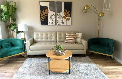 Charming 2BR Home w Outdoor Space & BBQ Grill - Foto 5